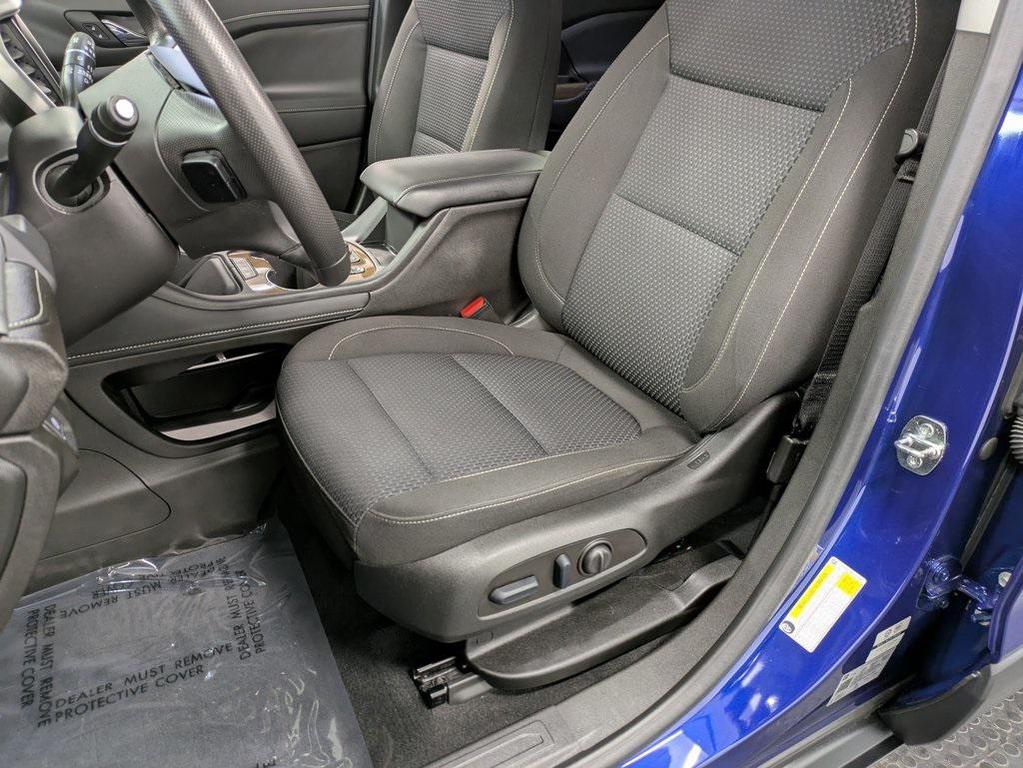 used 2023 GMC Acadia car, priced at $31,900