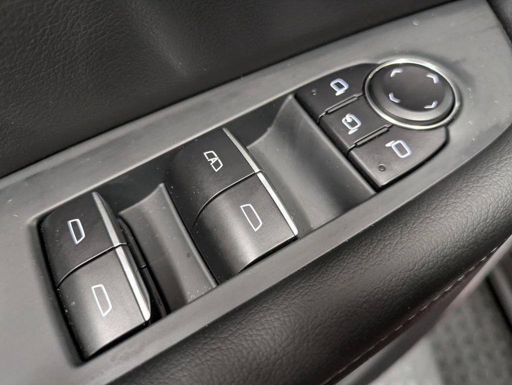 used 2025 Buick Enclave car, priced at $46,399