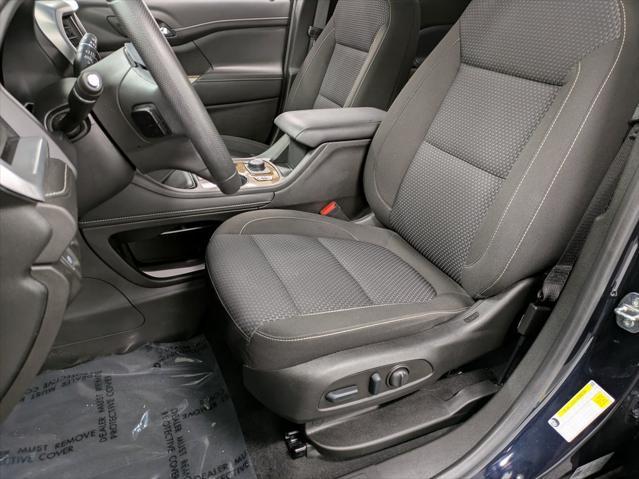 used 2022 GMC Acadia car, priced at $28,900