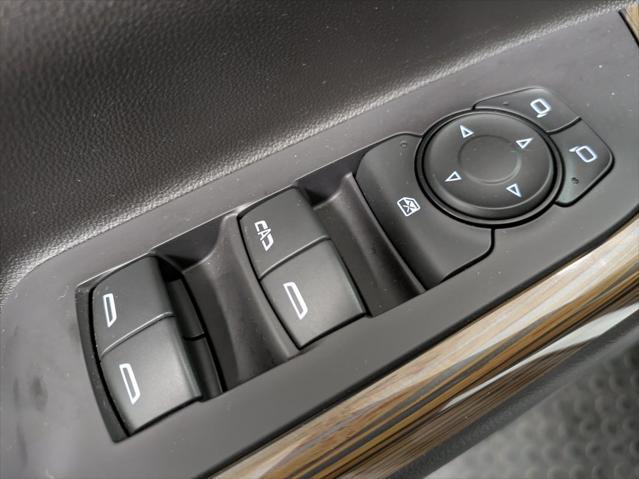 used 2022 GMC Acadia car, priced at $28,900