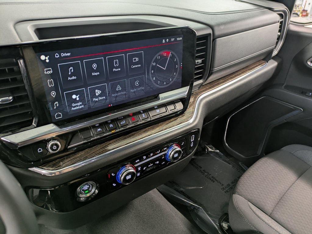used 2024 GMC Sierra 1500 car, priced at $43,900