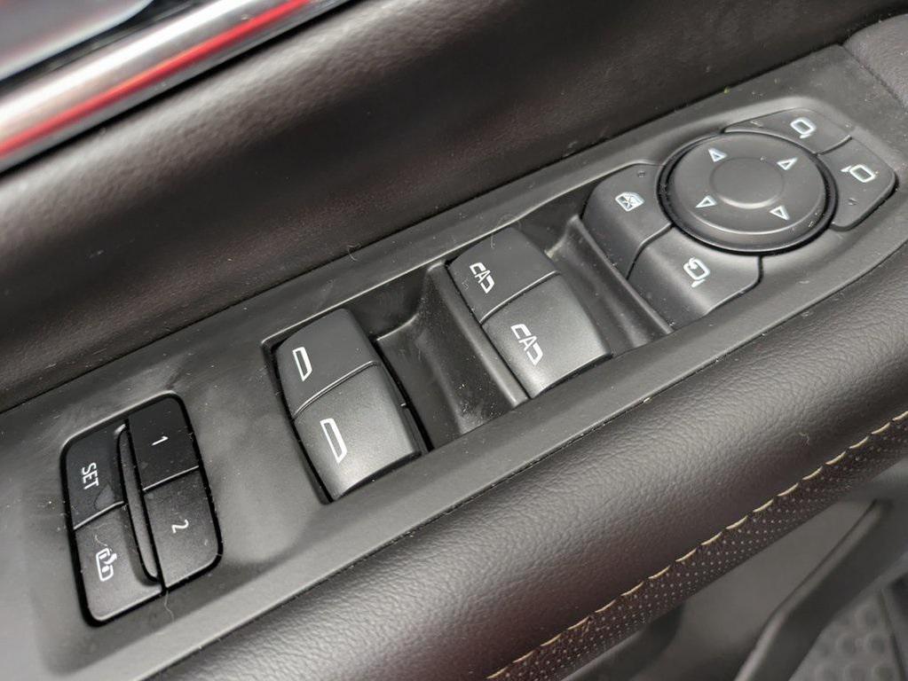 used 2022 GMC Yukon XL car, priced at $52,900