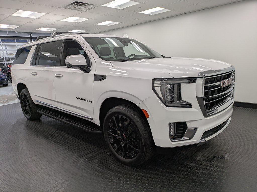 used 2022 GMC Yukon XL car, priced at $52,900