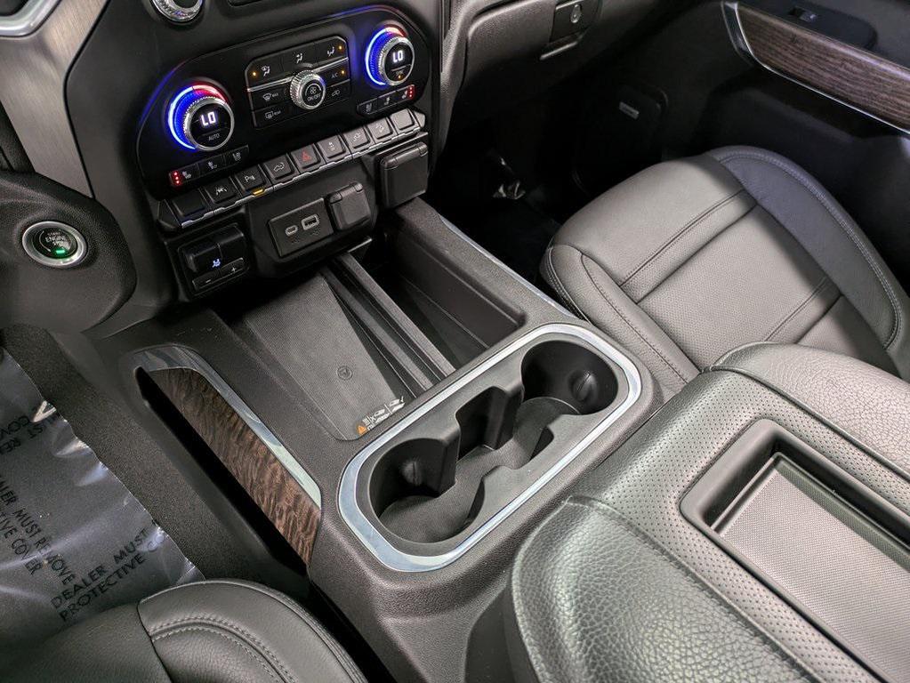 used 2022 GMC Sierra 1500 car, priced at $38,444