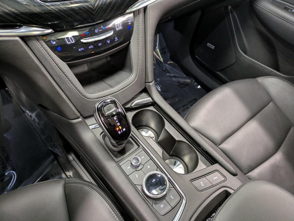 used 2022 Cadillac XT6 car, priced at $33,967