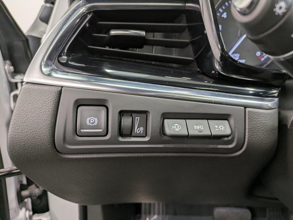 used 2022 Cadillac XT6 car, priced at $33,967