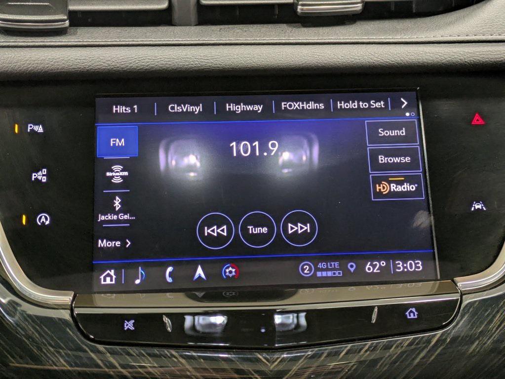 used 2022 Cadillac XT6 car, priced at $33,967