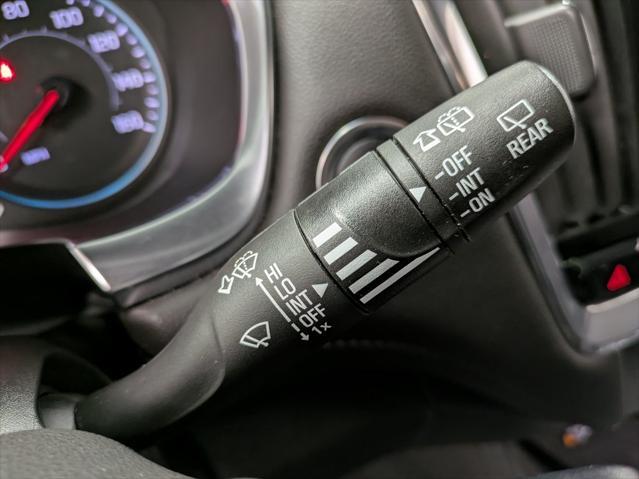 used 2022 Chevrolet Traverse car, priced at $31,700