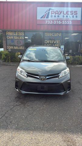 used 2018 Toyota Sienna car, priced at $11,197