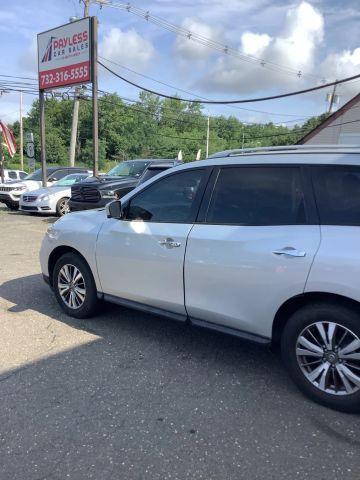 used 2020 Nissan Pathfinder car, priced at $11,327