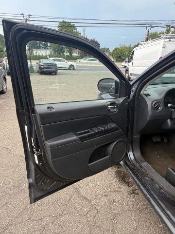 used 2015 Jeep Compass car, priced at $4,107