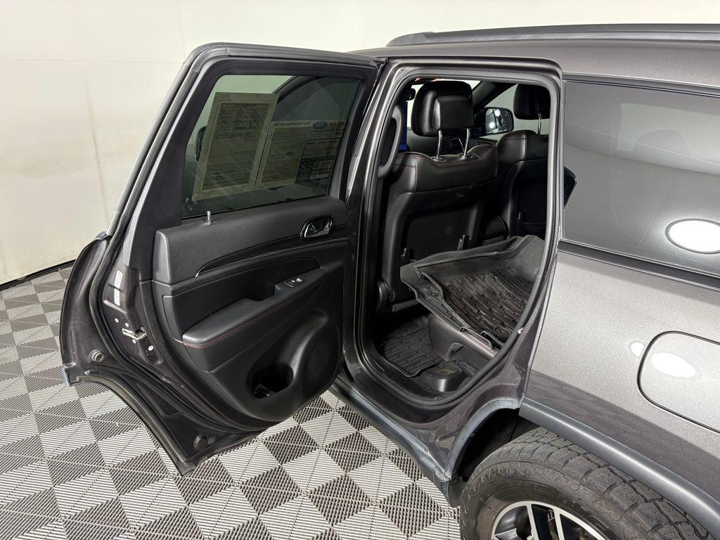 used 2021 Jeep Grand Cherokee car, priced at $29,995