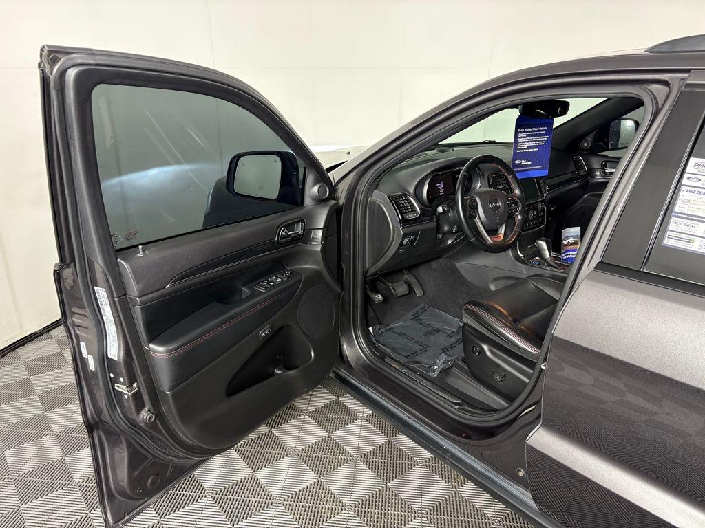 used 2021 Jeep Grand Cherokee car, priced at $29,999