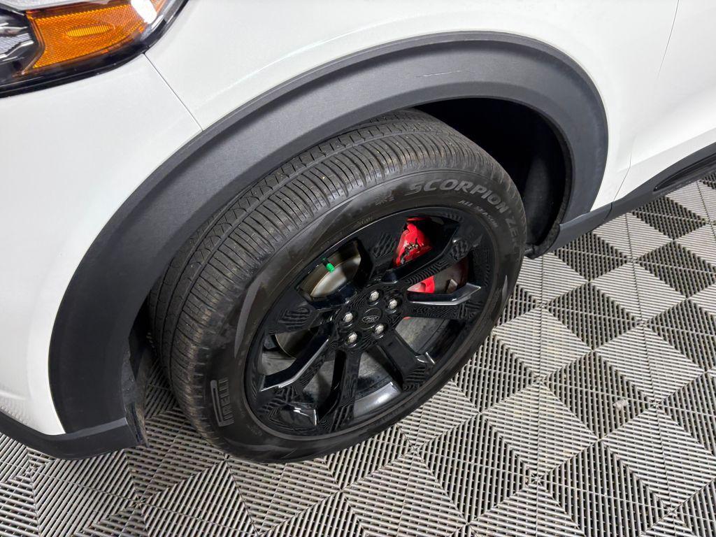 used 2024 Ford Explorer car, priced at $48,495