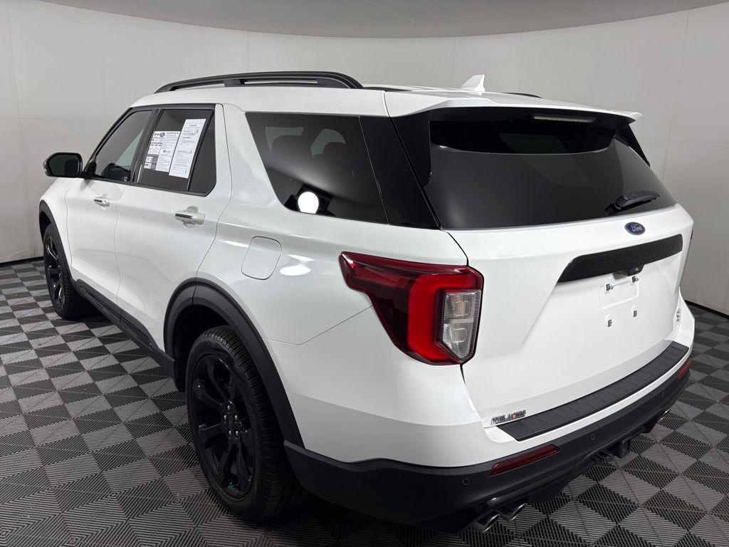 used 2024 Ford Explorer car, priced at $48,495