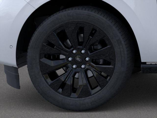 new 2025 Ford Expedition car, priced at $79,995