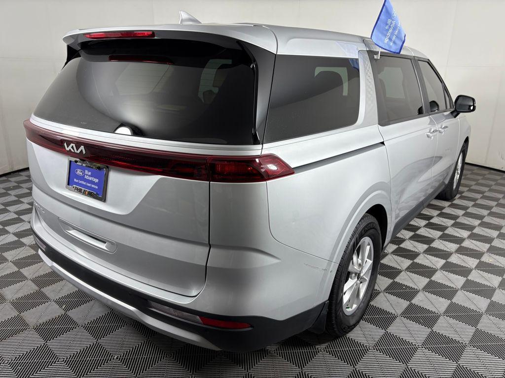 used 2023 Kia Carnival car, priced at $30,995