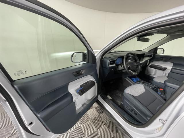 new 2025 Ford Maverick car, priced at $33,374