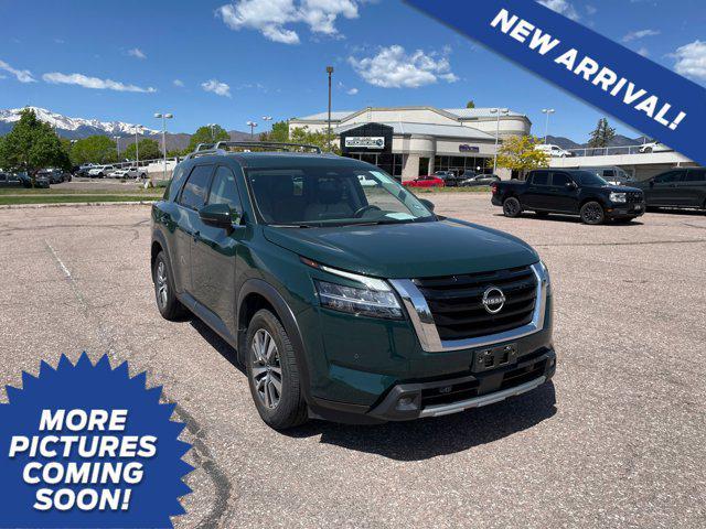 used 2022 Nissan Pathfinder car, priced at $34,299