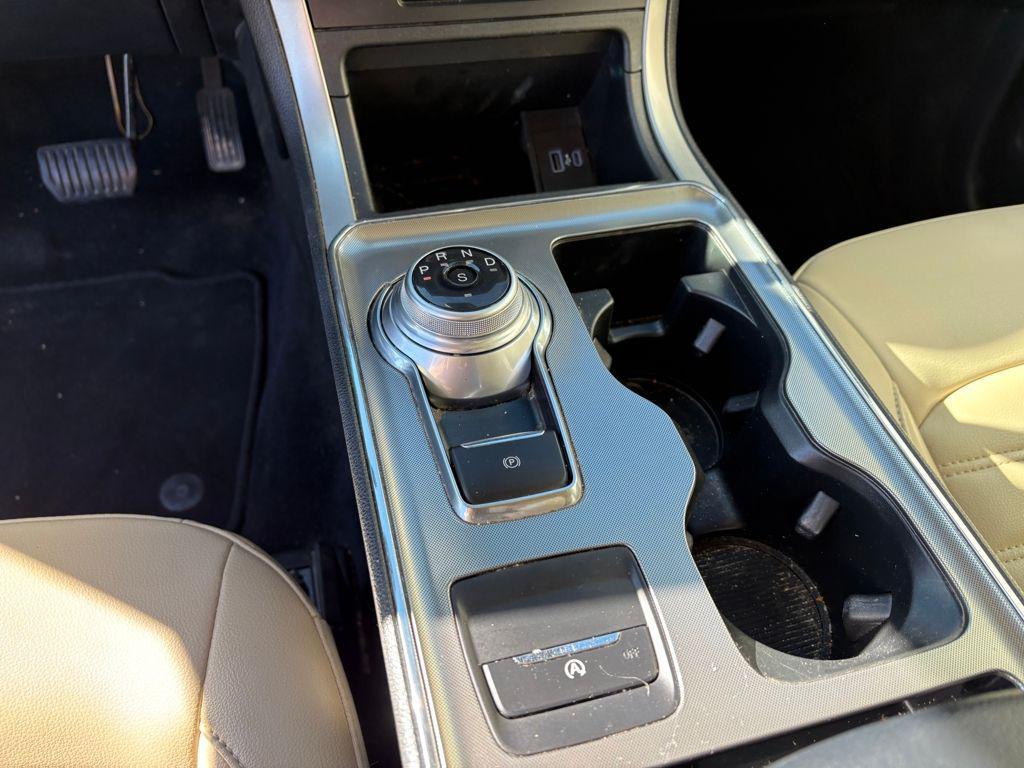 used 2022 Ford Edge car, priced at $21,995