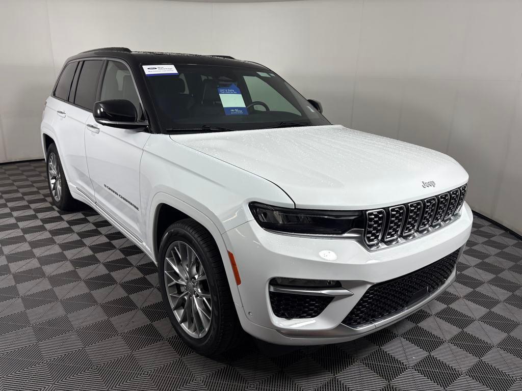 used 2024 Jeep Grand Cherokee car, priced at $50,995