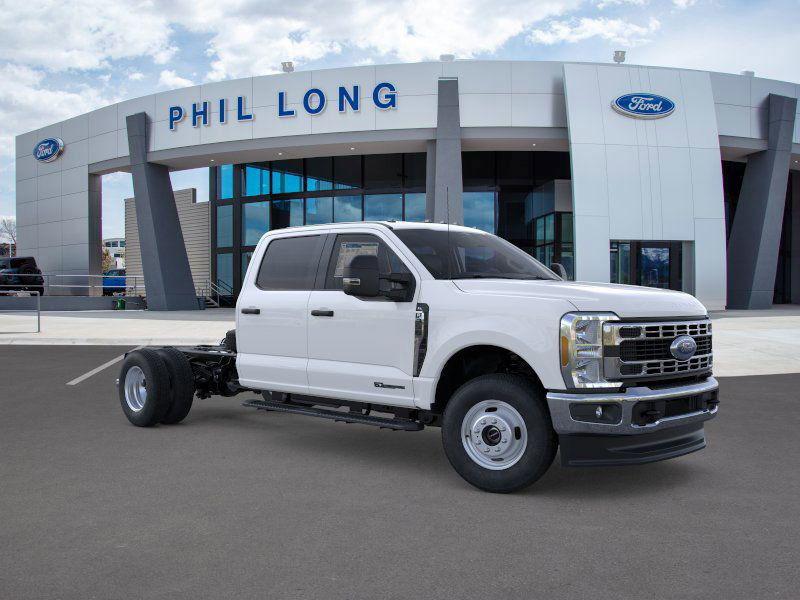 new 2025 Ford F-350 car, priced at $74,185