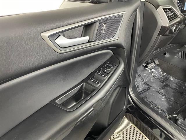 used 2024 Ford Edge car, priced at $28,299
