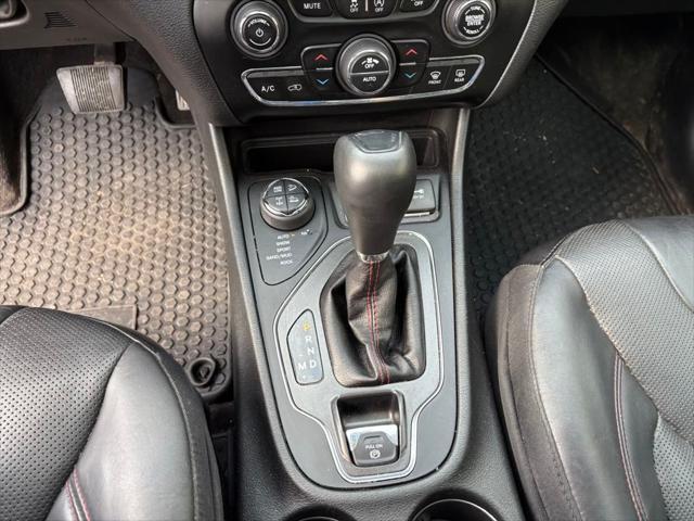 used 2019 Jeep Cherokee car, priced at $17,995