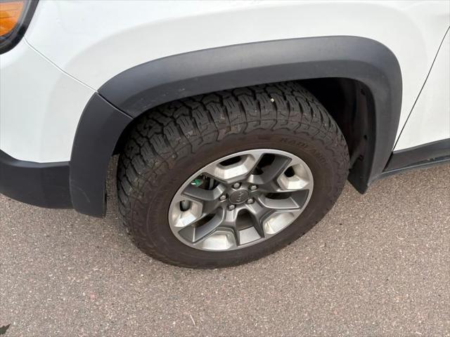used 2019 Jeep Cherokee car, priced at $17,995