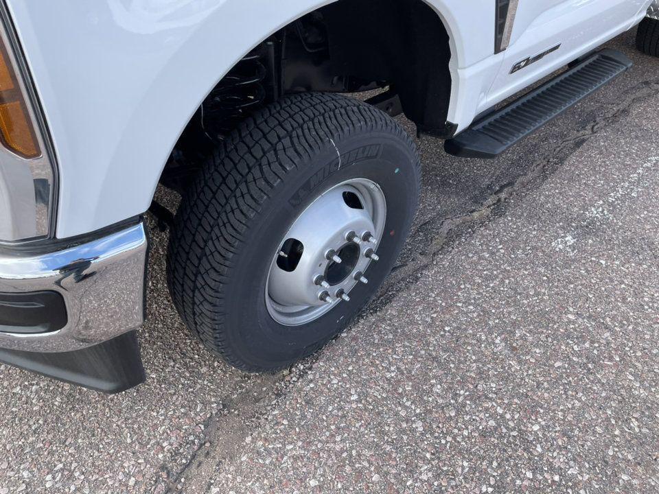 new 2024 Ford F-350 car, priced at $82,999