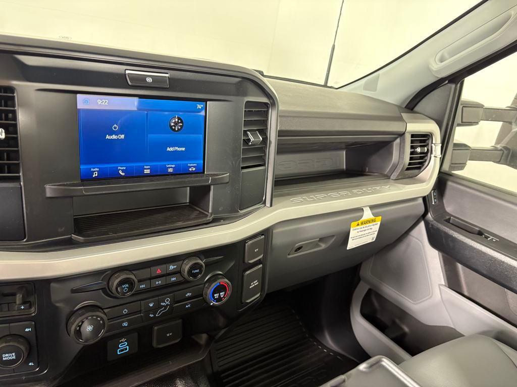 new 2025 Ford F-350 car, priced at $81,423