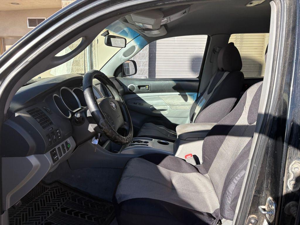 used 2007 Toyota Tacoma car, priced at $14,995