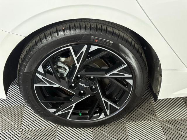 used 2025 Kia K5 car, priced at $30,999