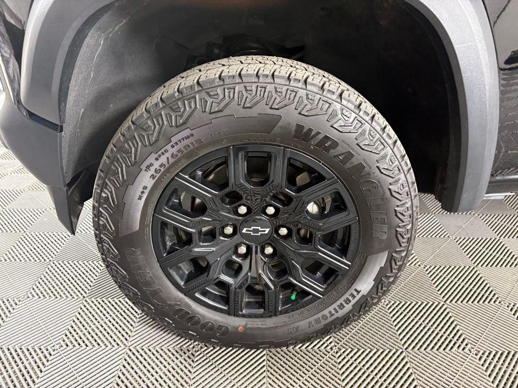 used 2024 Chevrolet Colorado car, priced at $39,199