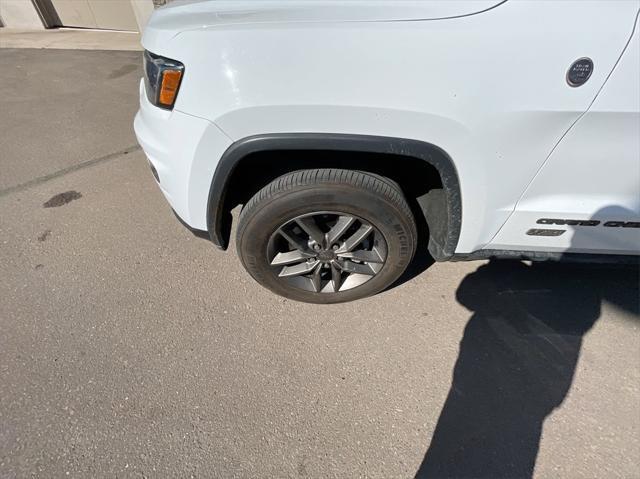 used 2016 Jeep Grand Cherokee car, priced at $18,995