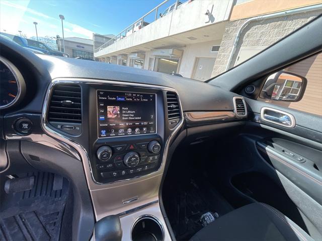 used 2016 Jeep Grand Cherokee car, priced at $18,995