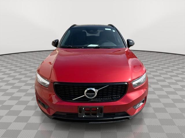 used 2021 Volvo XC40 car, priced at $28,899