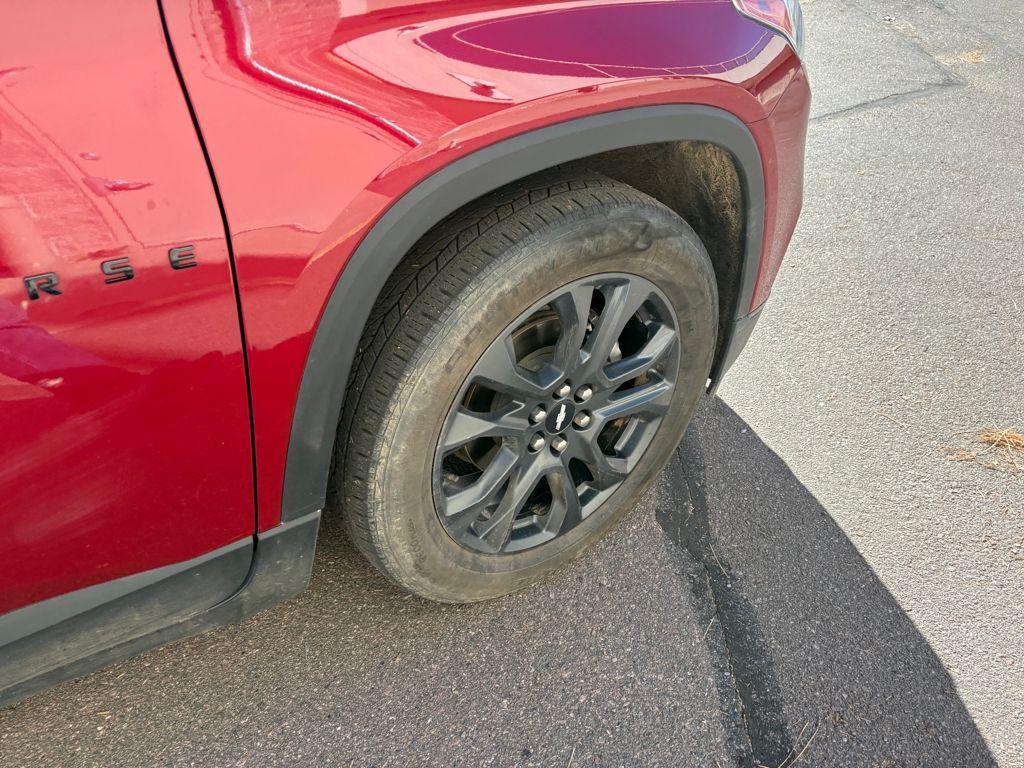 used 2021 Chevrolet Traverse car, priced at $27,995