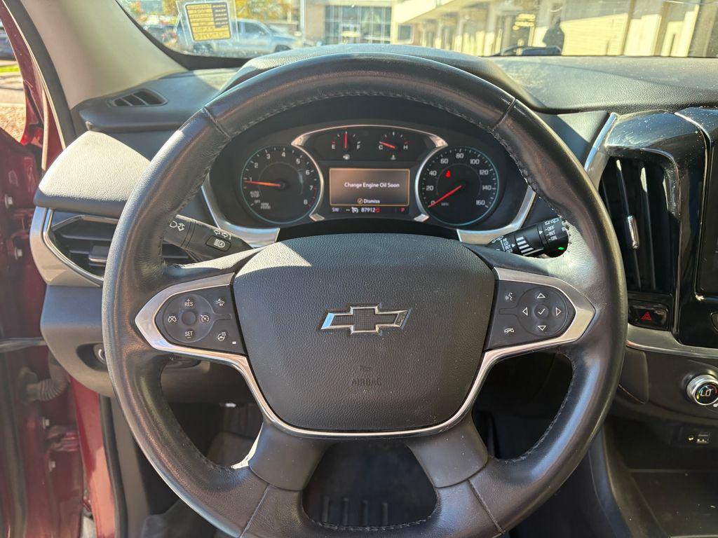 used 2021 Chevrolet Traverse car, priced at $27,995