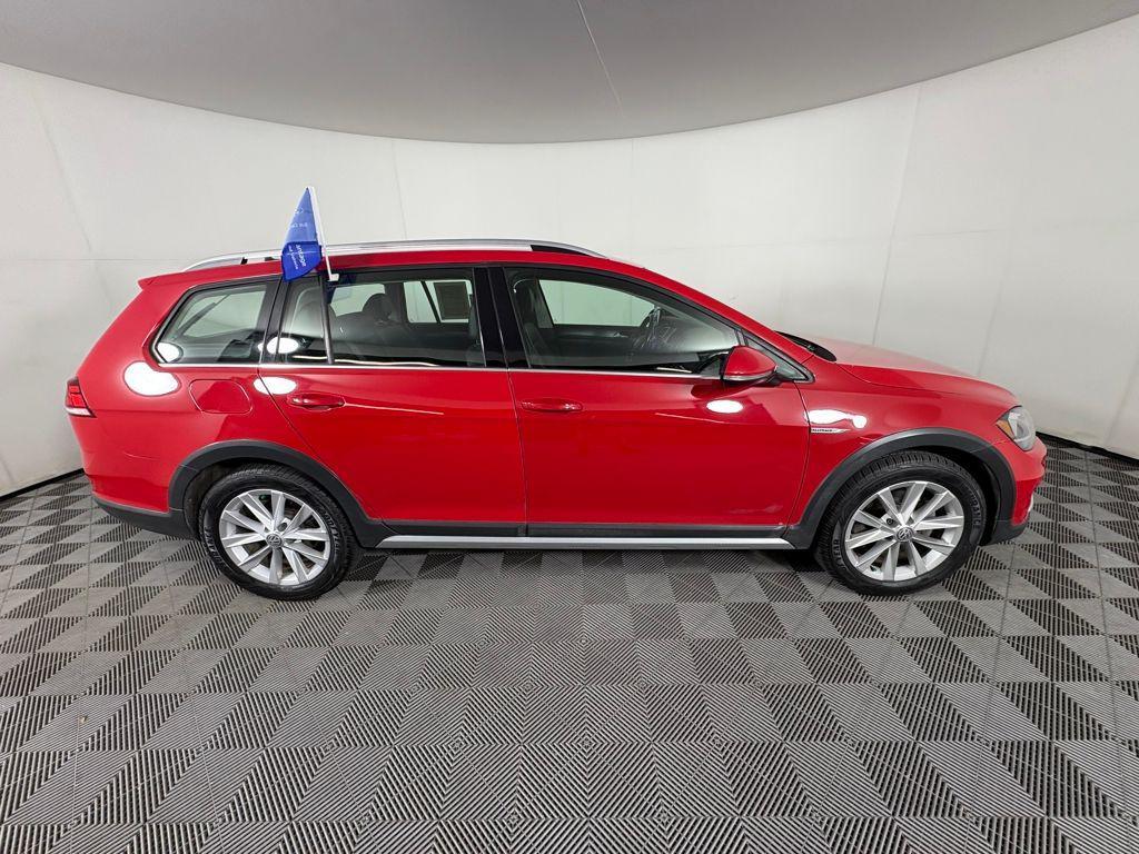 used 2019 Volkswagen Golf Alltrack car, priced at $19,995