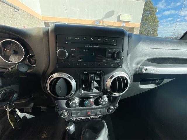 used 2015 Jeep Wrangler Unlimited car, priced at $19,995