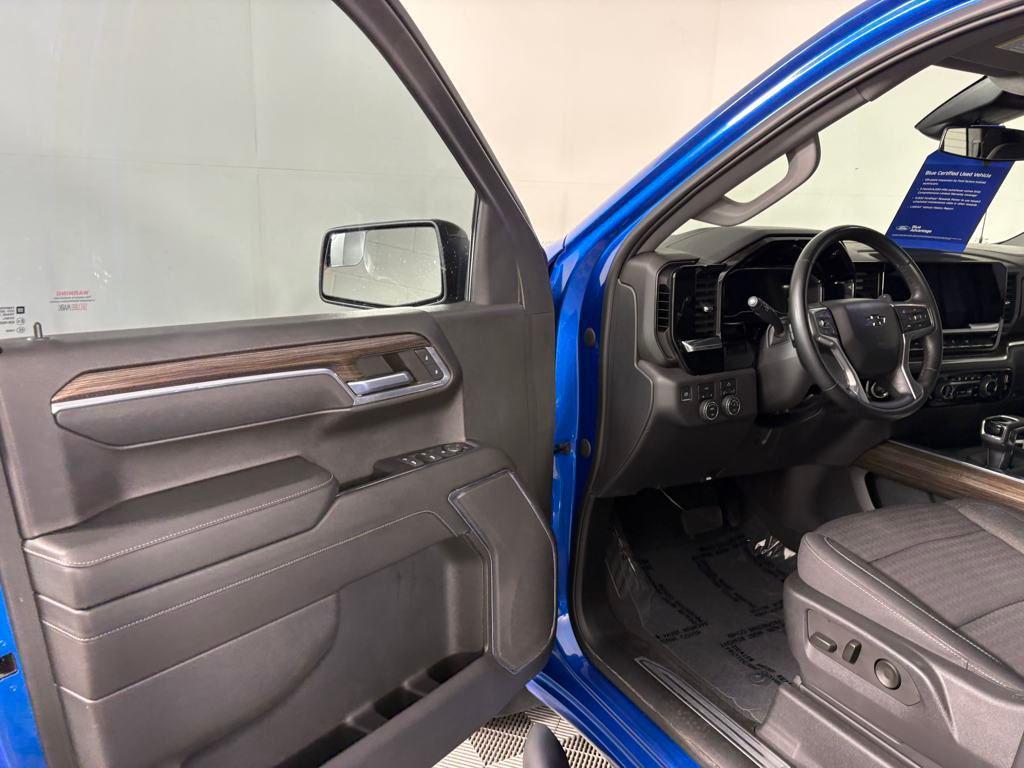 used 2023 Chevrolet Silverado 1500 car, priced at $42,999