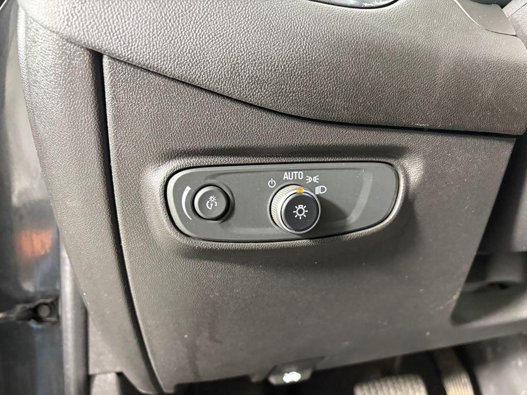 used 2020 Chevrolet Equinox car, priced at $19,699