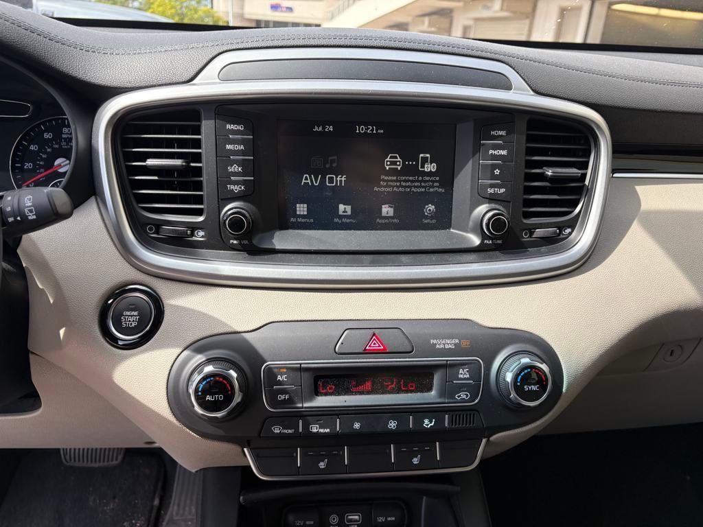 used 2020 Kia Sorento car, priced at $23,777