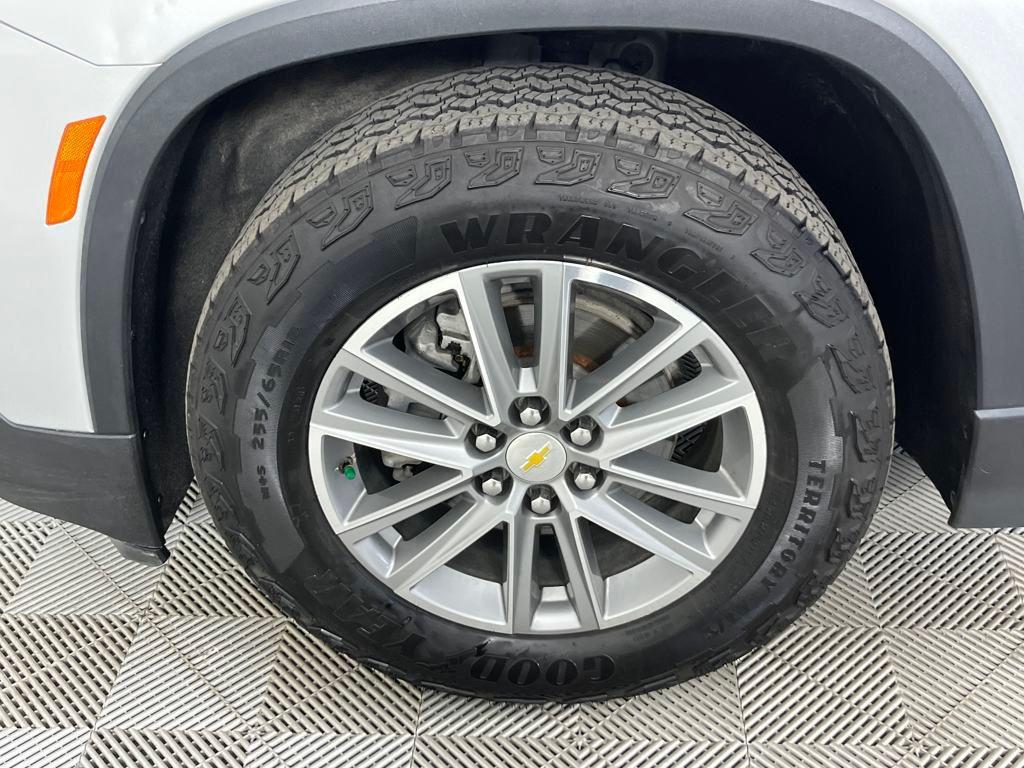 used 2022 Chevrolet Traverse car, priced at $28,991