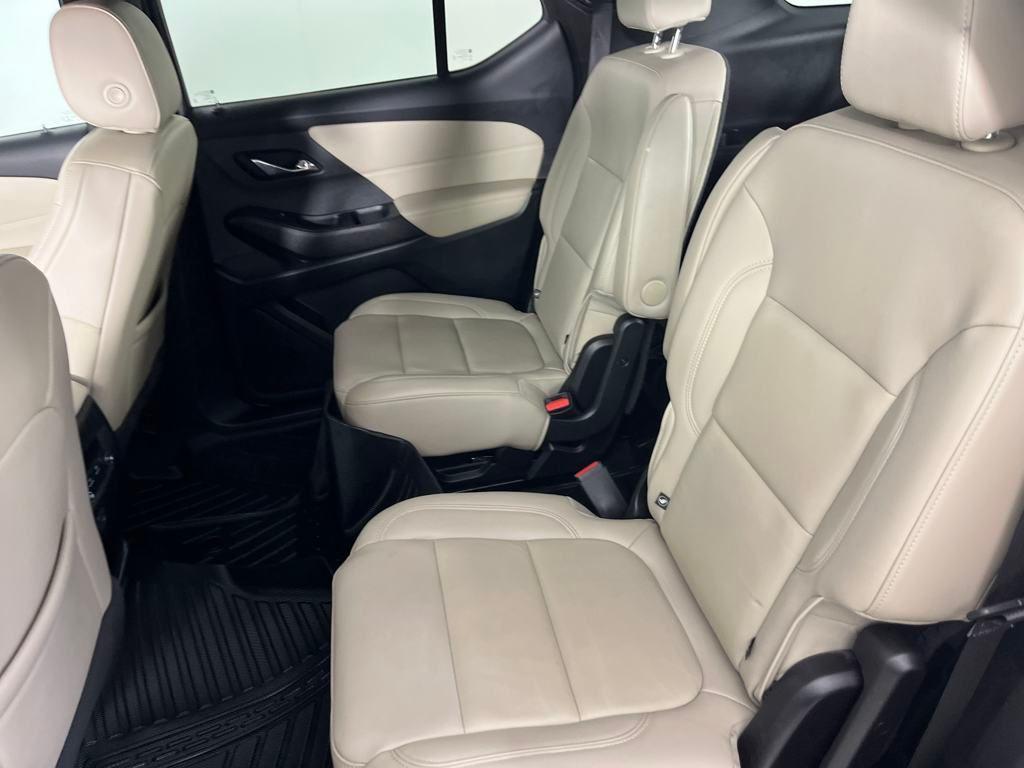 used 2022 Chevrolet Traverse car, priced at $28,991