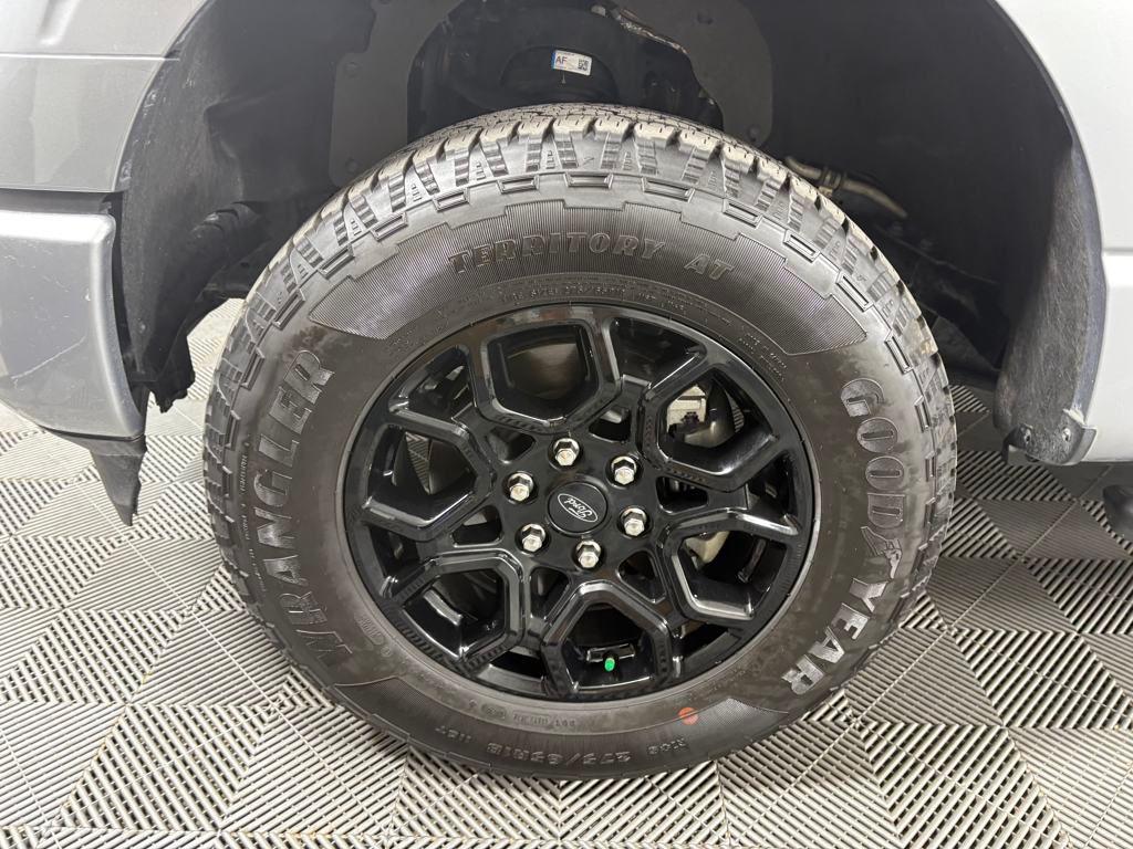 used 2022 Ford F-150 car, priced at $37,999