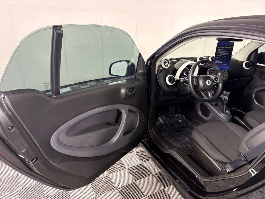 used 2018 smart ForTwo Electric Drive car, priced at $12,899
