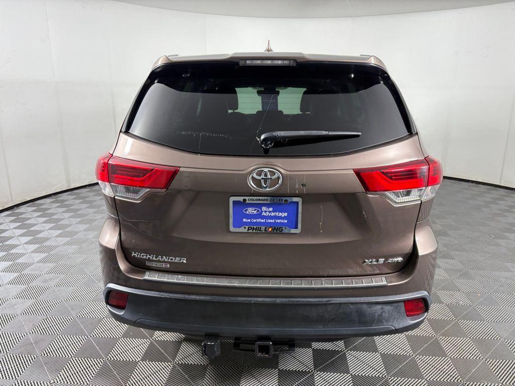 used 2017 Toyota Highlander car, priced at $20,995