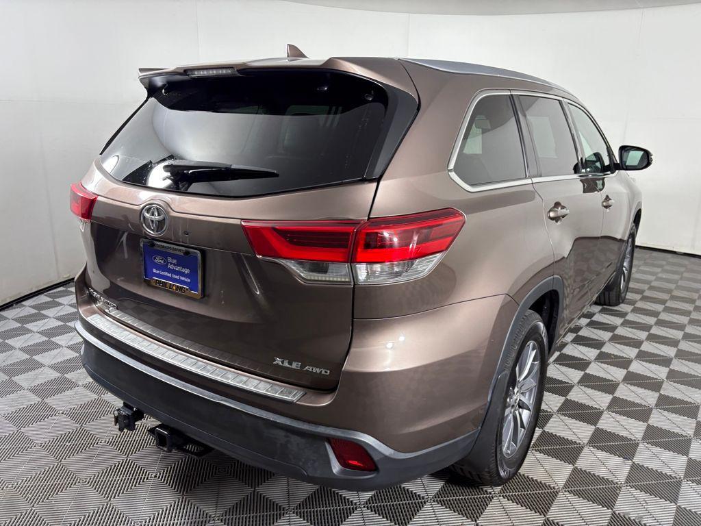 used 2017 Toyota Highlander car, priced at $20,995
